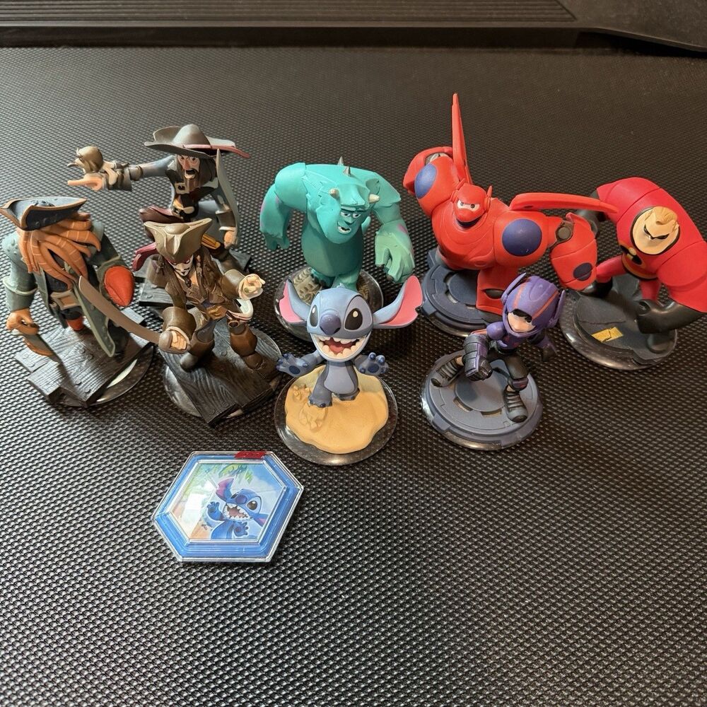 Disney Infinity 1.0 2.0 3.0 Figure Lot Of 8 Stitch Sully Pirates Big Hero 6